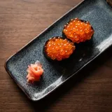 Gunkanmaki Ikura (2 unidades)