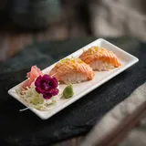 Niguiri de Barriga de Salmão trufada (2 unidades)