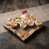 Uramaki Salmão